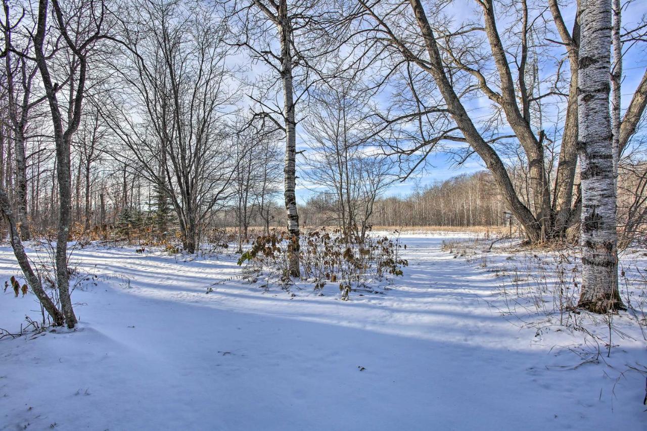 Lakes Of The North Home On Snowmobile And Atv Trail! Mancelona Εξωτερικό φωτογραφία